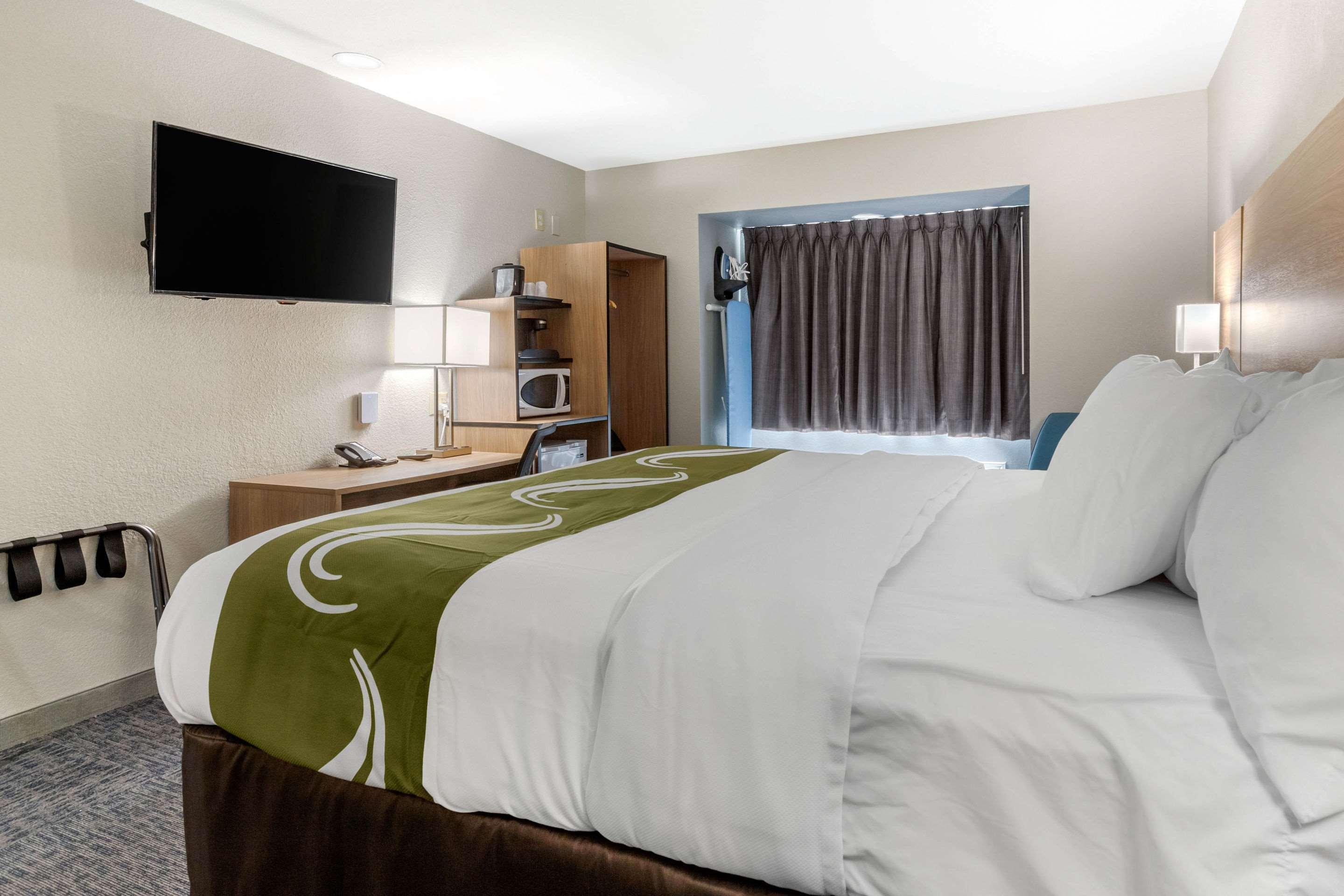 Quality Downtown - Near Market Square Hotel